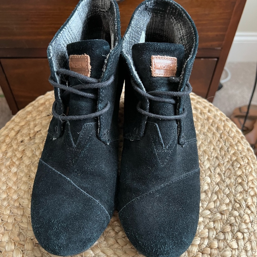 Used in great shop Toms booties black suede size 9